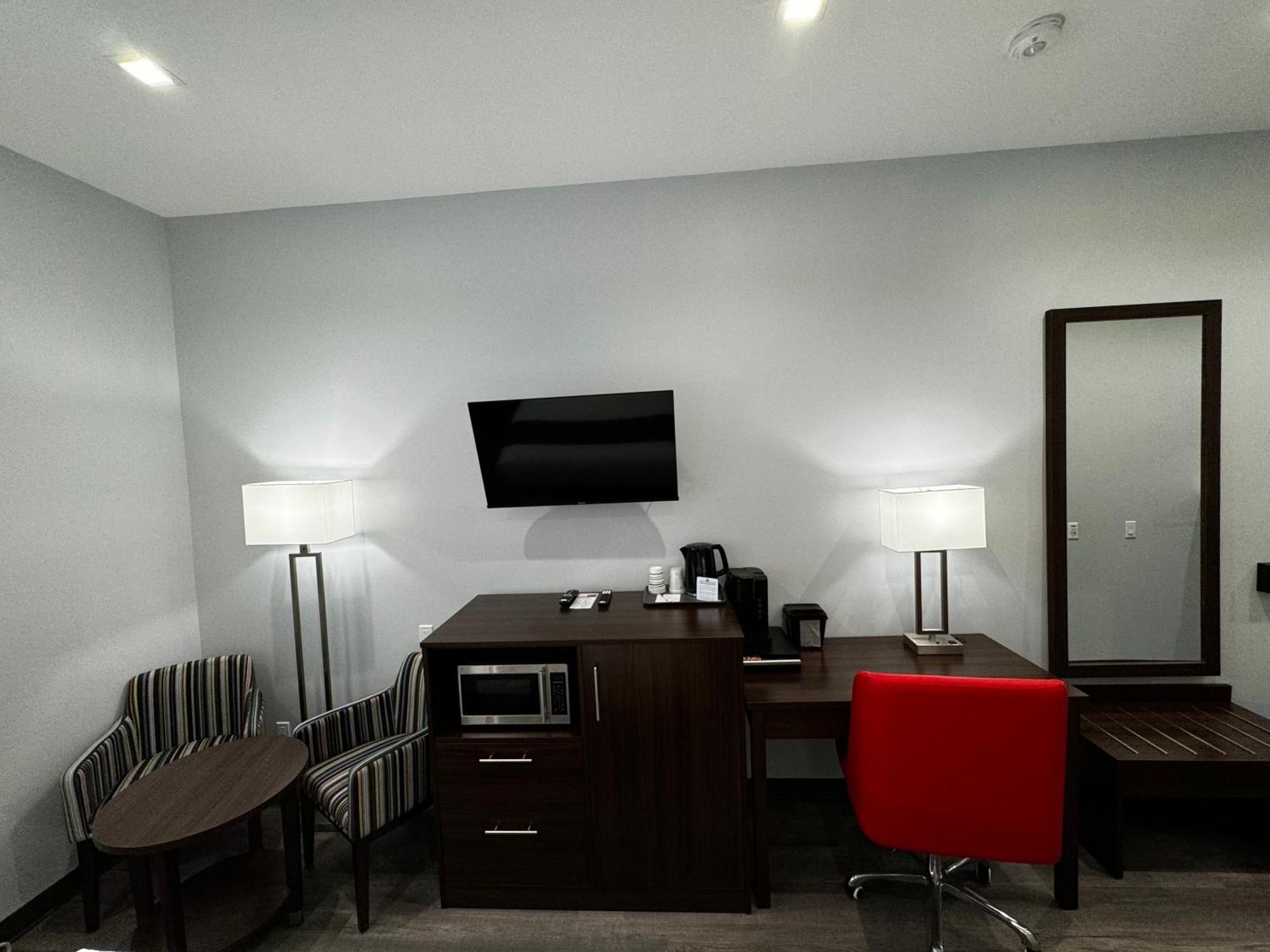 Travelodge By Wyndham Cochrane Luaran gambar