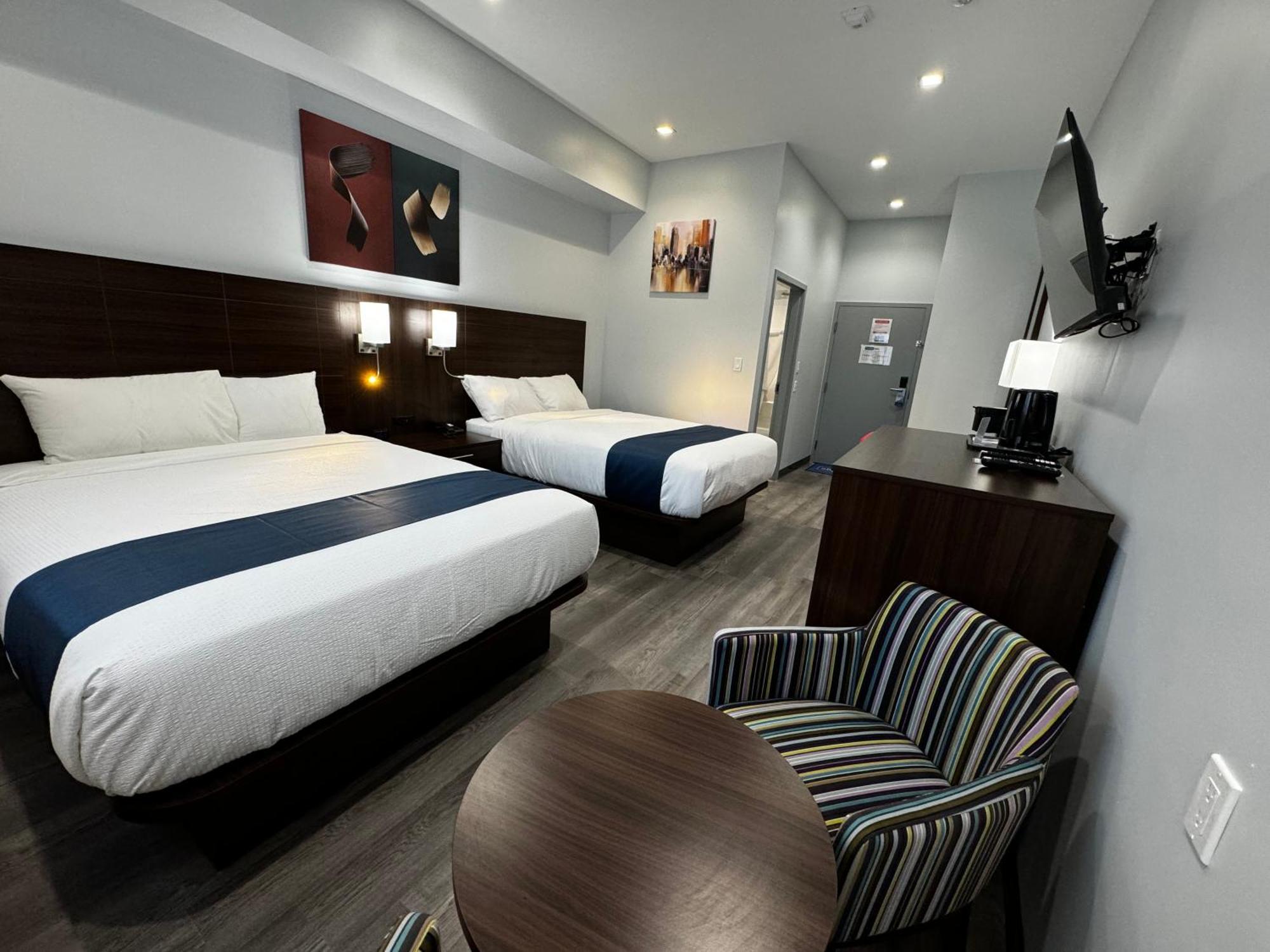 Travelodge By Wyndham Cochrane Luaran gambar